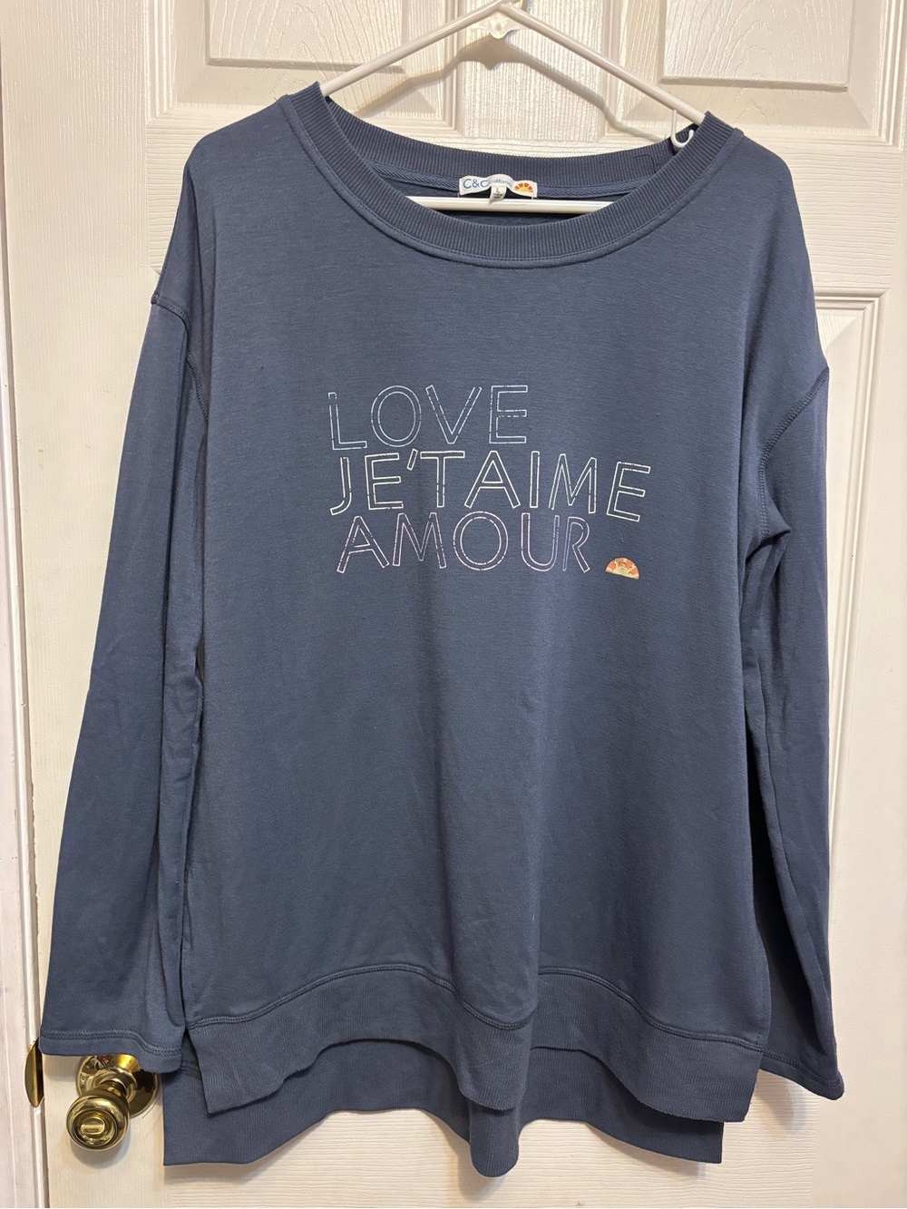 Women’s LOVE JE'TAIME AMOUR Lightweight Crewneck - Large